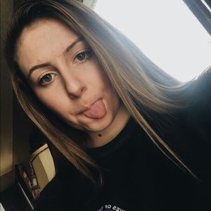 Meet your Posher, Natalie